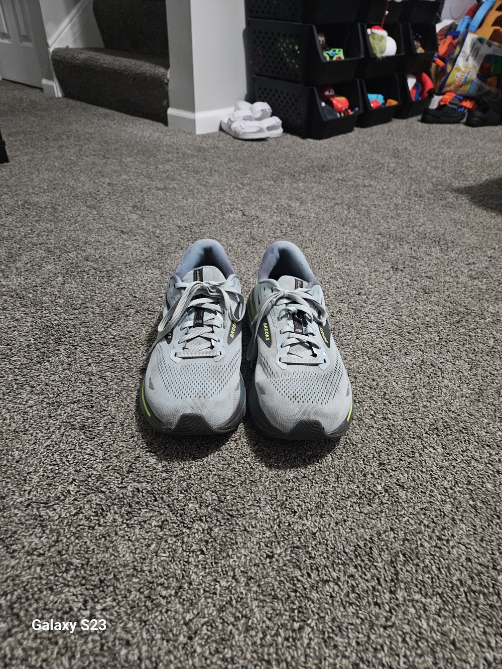 Brooks Adrenaline GTS 23 Gray Lime Running Shoes Men’s Size 13 Athletic Sneakers - Picture 2 of 7